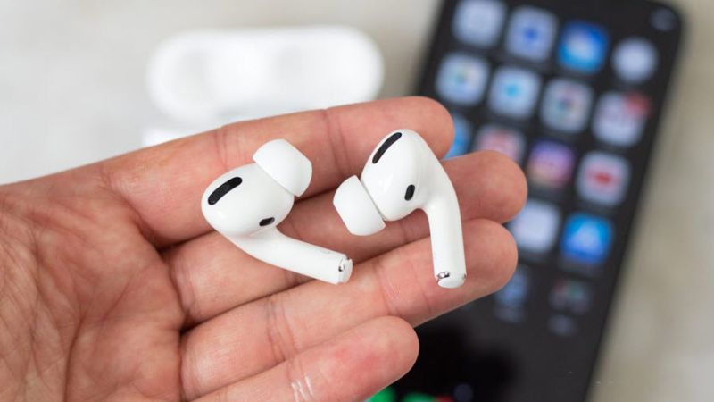 cách sạc airpod pro