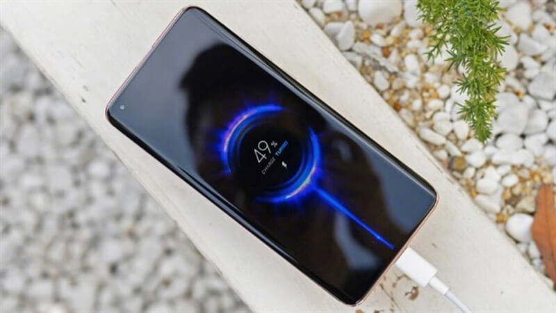 điện thoại Samsung bị sạc chậm