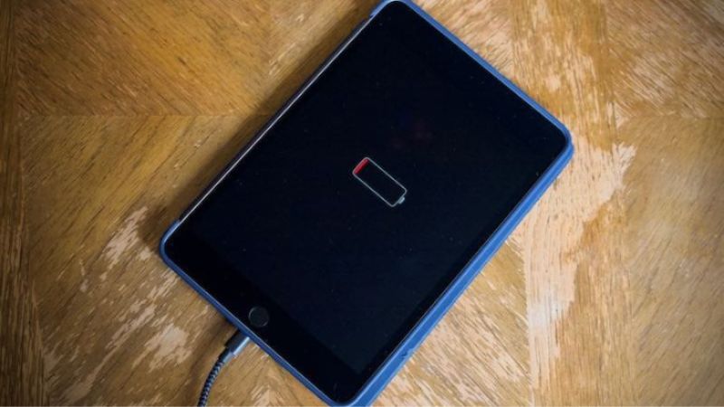 iPad Pro M1 không lên nguồn