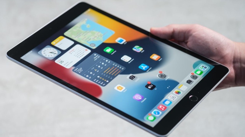 iPad Gen 9 màu Xám có màn hình Retina ấn tượng