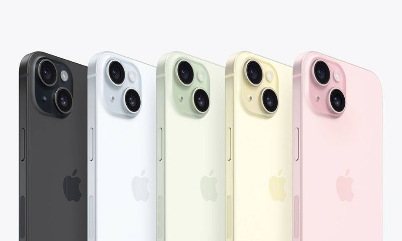 Vàng và hồng là 2 màu sắc nổi bật trên iPhone 15 phù hợp với người mệnh Thổ