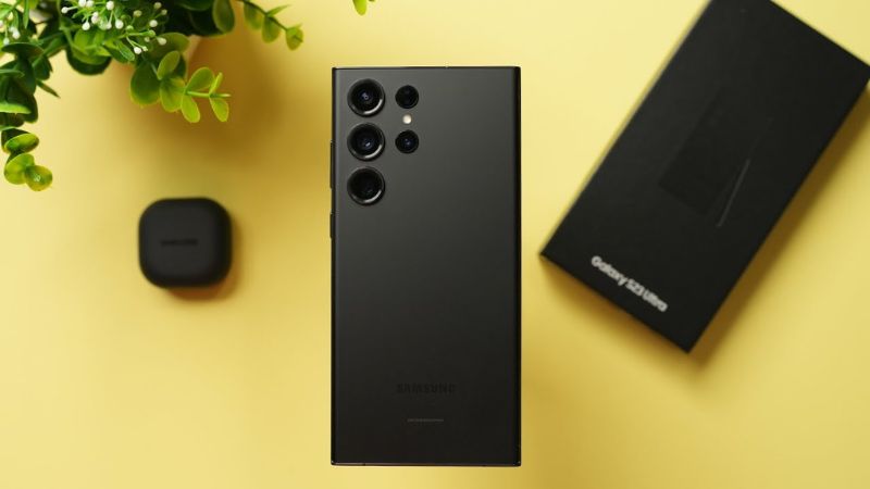Phantom Black