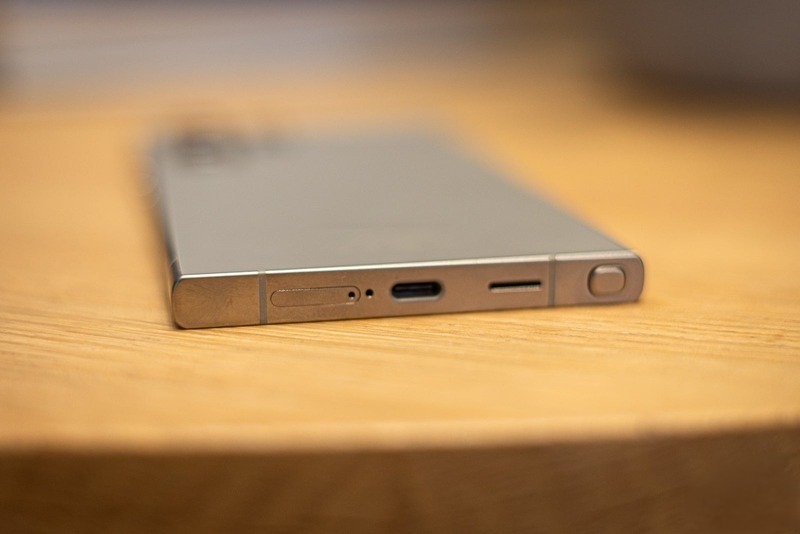 Dung lượng pin, sạc Samsung S24 Ultra