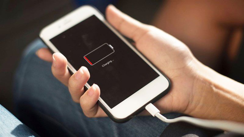 cách nhận biết điện thoại iphone bị hack khi pin hết thất thường