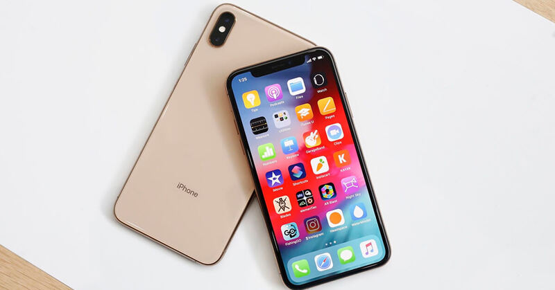 Màn hình iPhone Xs Max màu vàng Gold trang bị tấm nền OLED