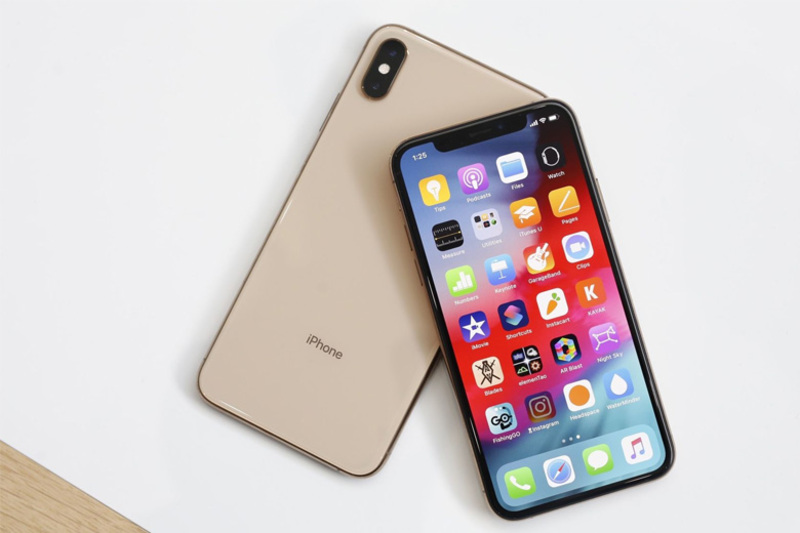 iPhone XS Max màu vàng hồng