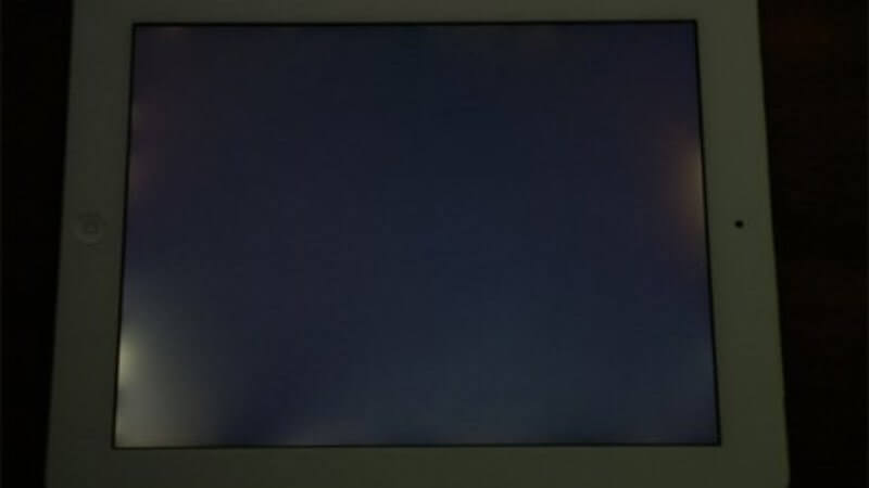 Nguyên nhân gây ra hiện tượng màn hình iPad bị hở sáng là gì?