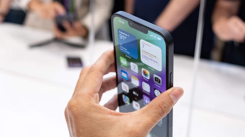 pin iphone 14 plus bao nhiêu mah
