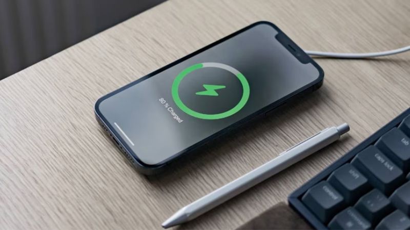 pin iphone 14 plus bao nhiêu mah