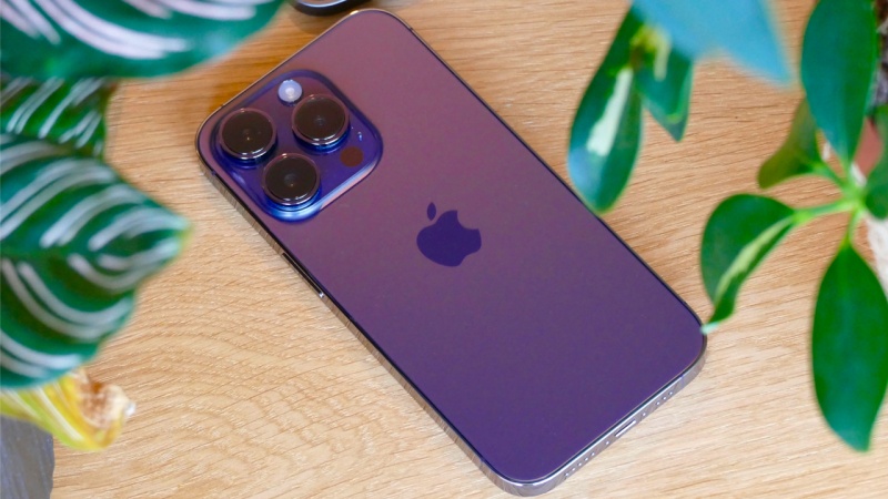 Pin iPhone 14 Pro Max bao nhiêu mAh?