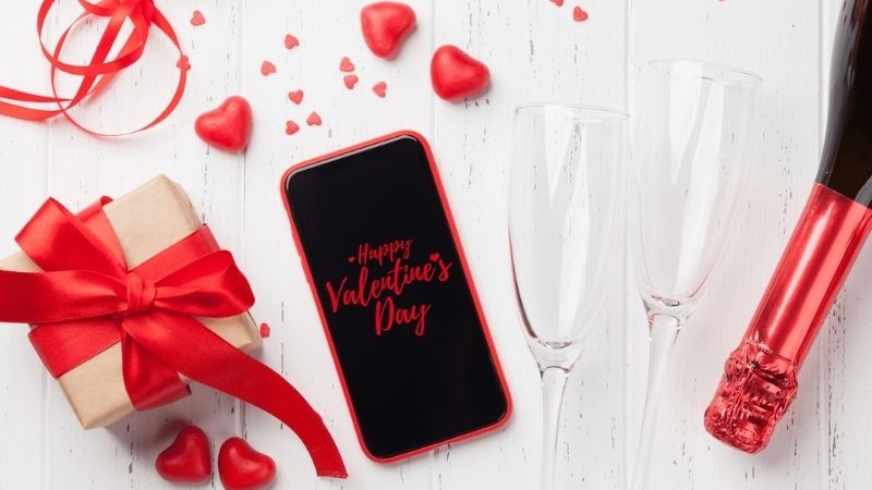 Điện thoại - món quà Valentine cho vợ ý nghĩa