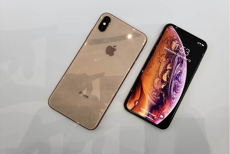 Thiết kế Xs Max được kế thừa từ dòng iPhone X