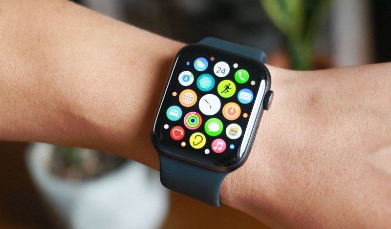 Những chiếc đồng hồ cũ của Apple thường được bán với mức giá mềm