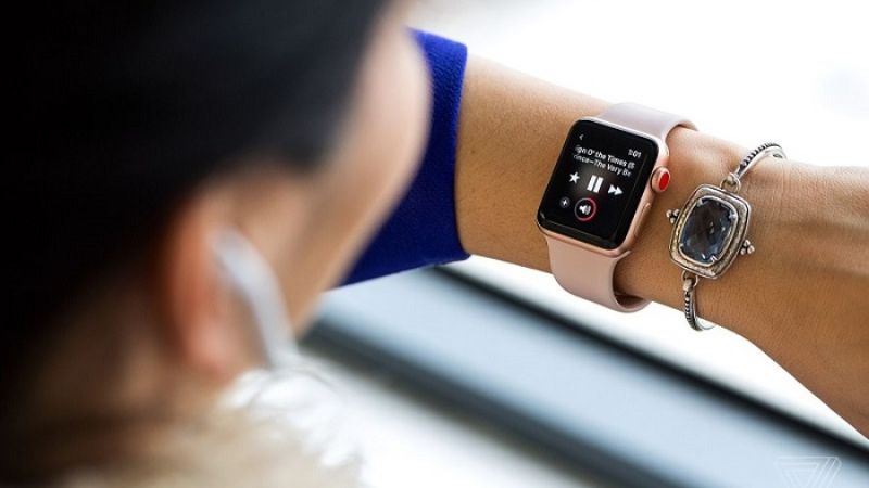 có nên mua apple watch se