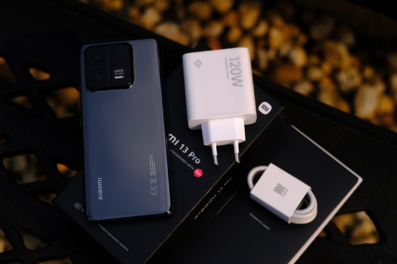 Đánh giá pin xiaomi 13 pro
