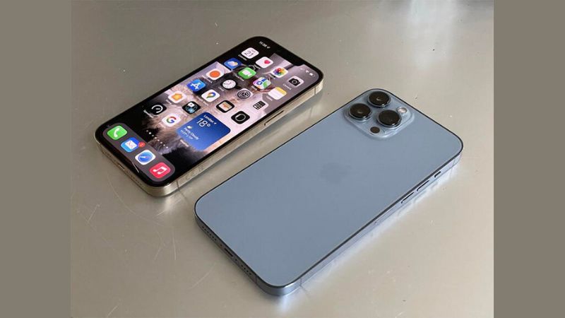 13-pro-max-blue-sierra-2