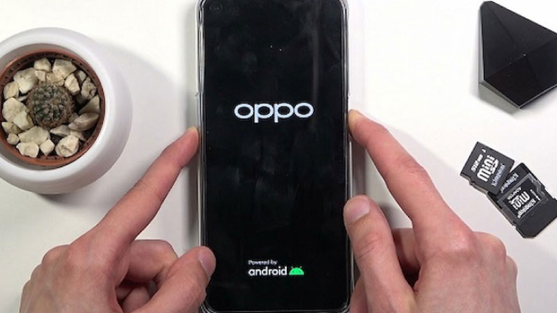 Oppo bị treo logo không vào được Recovery
