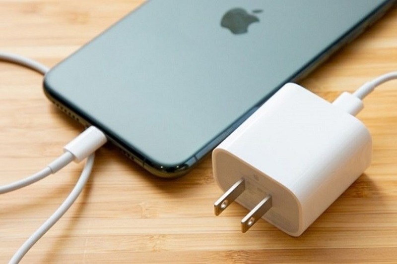 iPhone không nhận sạc