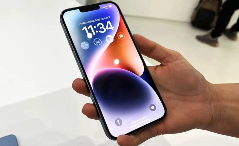 Đánh giá chất lượng màn hình 14 Plus màu đen
