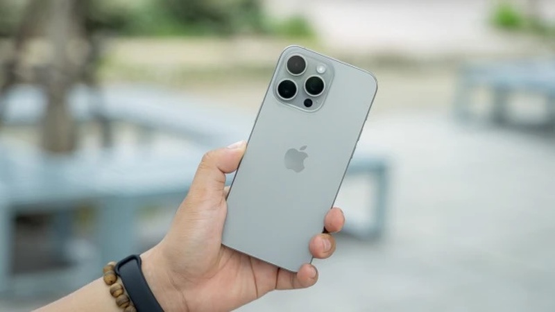 iPhone 15 Pro Max - điện thoại camera chất lượng tốt nhất hiện nay