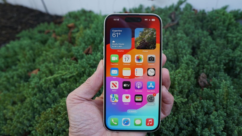 iPhone 15