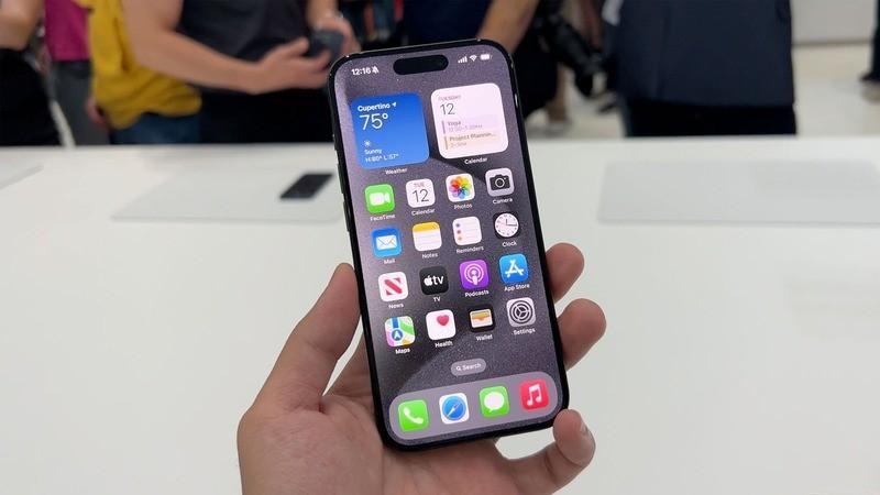 điện thoại chơi game cấu hình cao iphone 15 pro