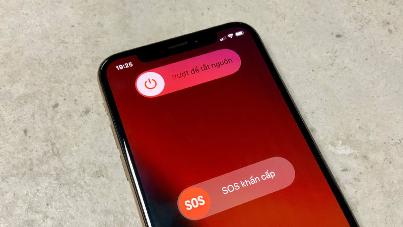 iPhone bị loạn cảm ứng