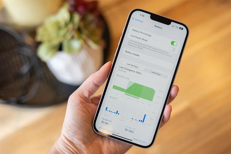 Yếu tố nào ảnh hưởng lớn nhất đến tuổi thọ pin iPhone hiện nay?