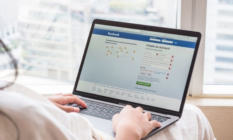 Bạn cũng có thể sử dụng máy tính để khắc phục tình trạng Facebook không vào được