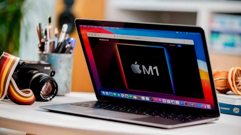 So sánh Macbook Air M1 và Macbook Pro 2020 về hiệu năng thực tế