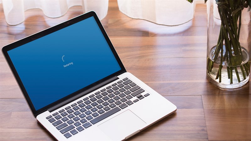 laptop không khởi động được