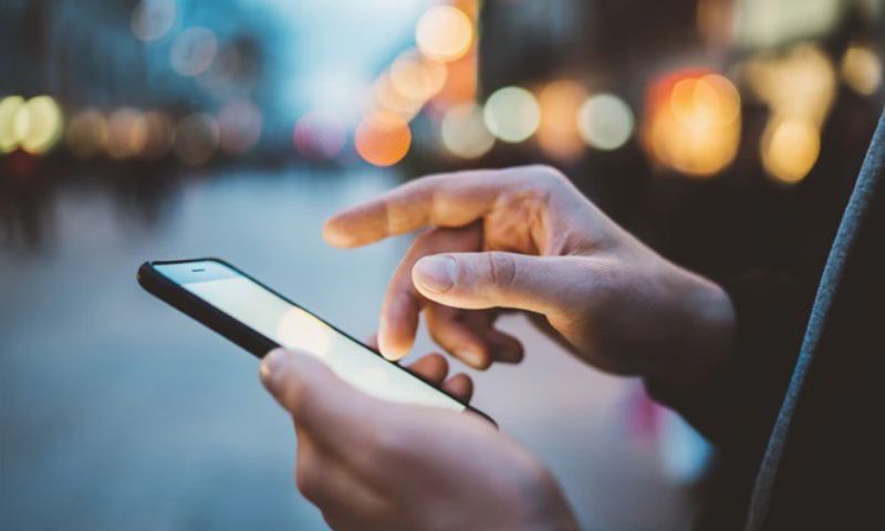 Nhắn tin đến máy của bạn