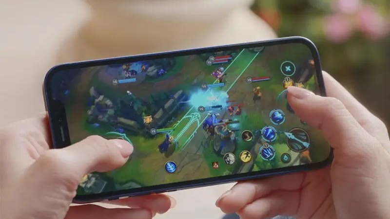 So sánh 12 Pro Max và S22 Ultra về hiệu năng máy 1