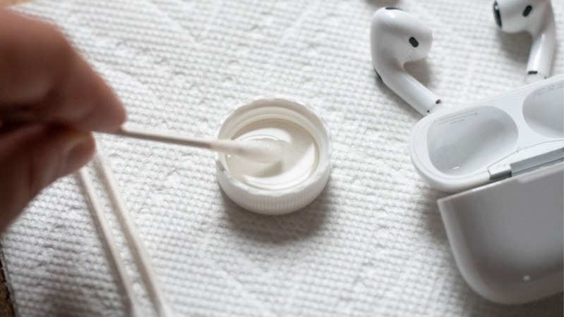 vệ sinh airpod 1 bên tai nghe airpod không sạc được