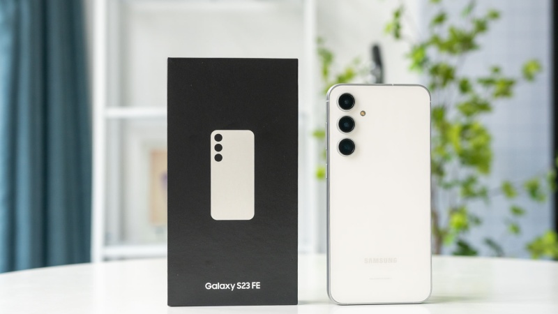 Samsung Galaxy S23 FE 8GB/256GB – Mẫu điện thoại samsung giá 15 triệu tốt nhất