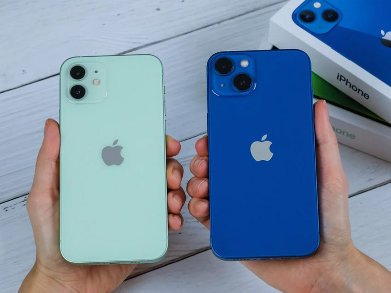 Nên mua iPhone 12 hay iPhone 13?