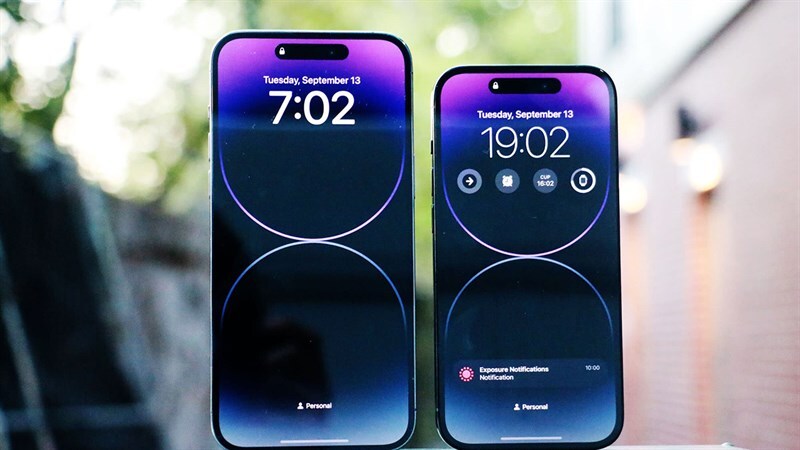 So sánh thiết kế và vật liệu sản xuất iPhone 14 và 15