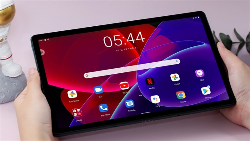 nên mua máy tính bảng hay ipad