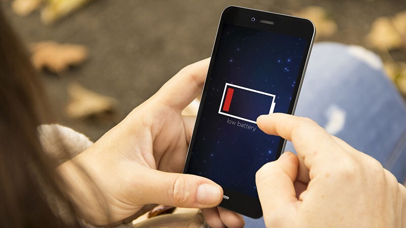 tại sao sạc pin vẫn tụt Android