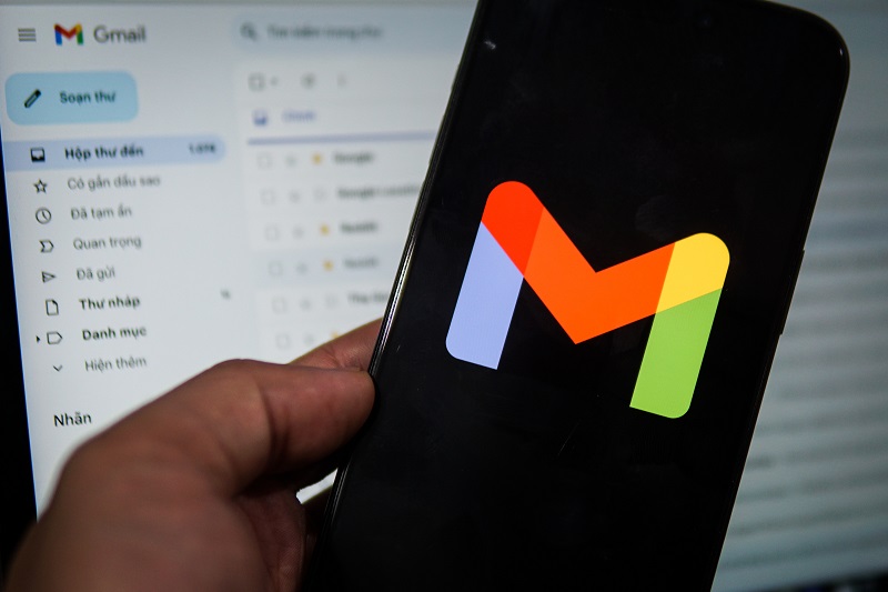 cách lấy mã xác minh email trên iphone