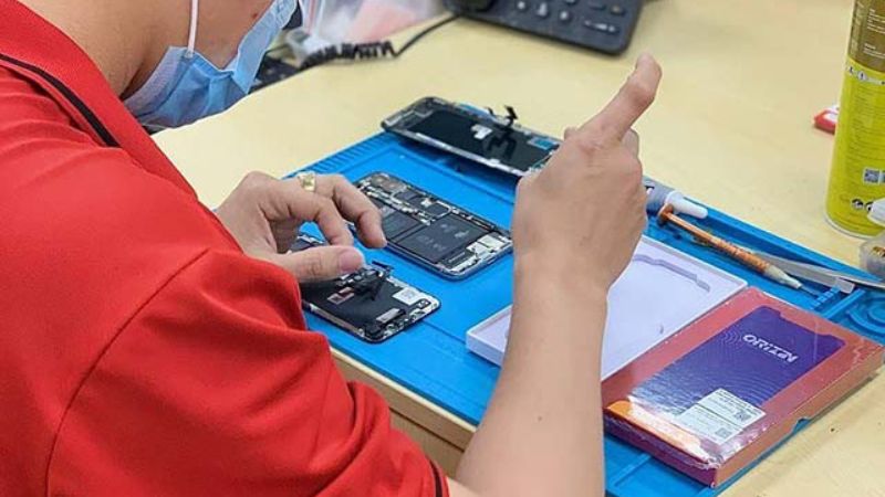 điện thoại tự tắt màn hình khi đang sử dụng