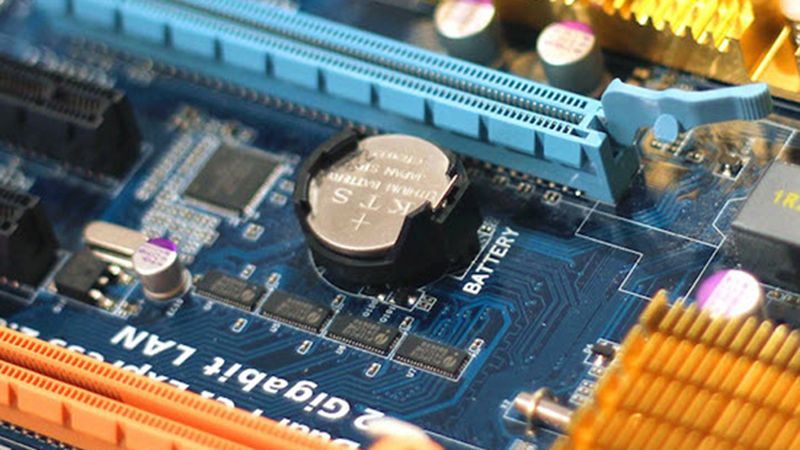 laptop lên nguồn nhưng không lên màn hình