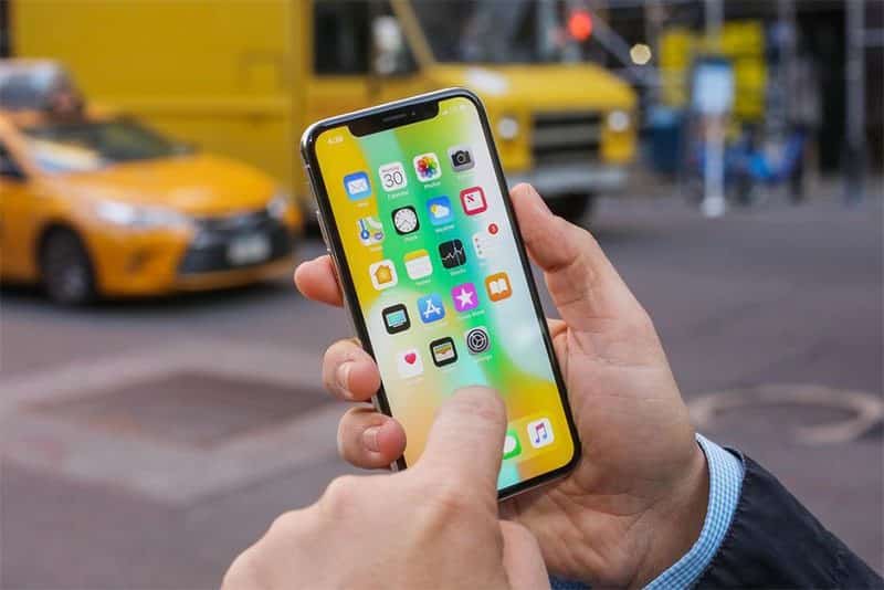 Nguyên nhân điện thoại iPhone bị loạn cảm ứng