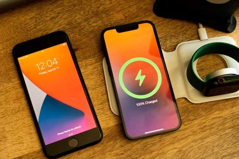 Pin iPhone SE 2022