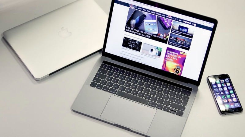 Kiểm tra bàn phím, Touch Bar, Touch ID