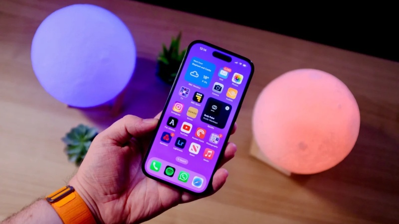 Với 15 triệu mua điện thoại gì? iPhone 14 Pro 128GB
