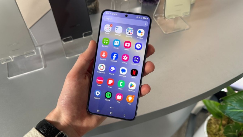 Với 15 triệu mua điện thoại gì? Samsung Galaxy S24 Plus 256GB