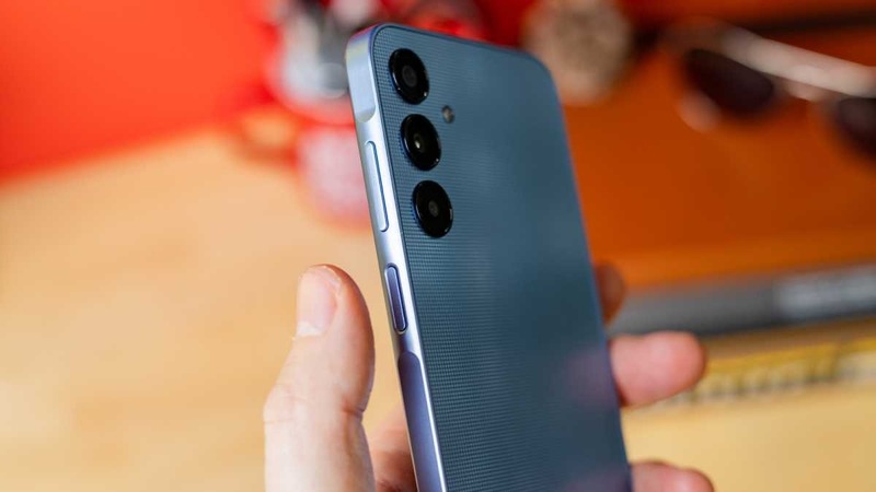 tầm 5 triệu nên mua điện thoại samsung nào