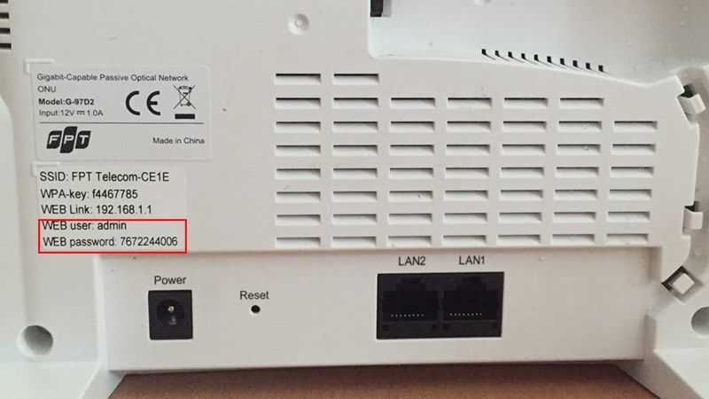tiếp cận router WiFi