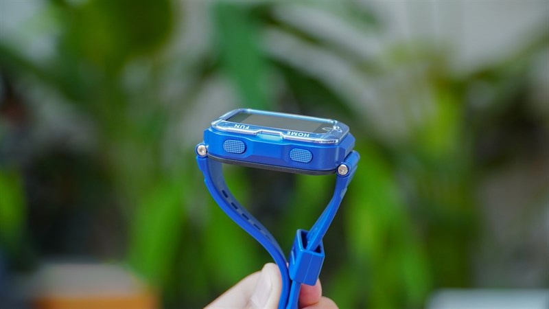 Đồng hồ Huawei Watch Kids 4 Pro có thiết kế bắt mắt